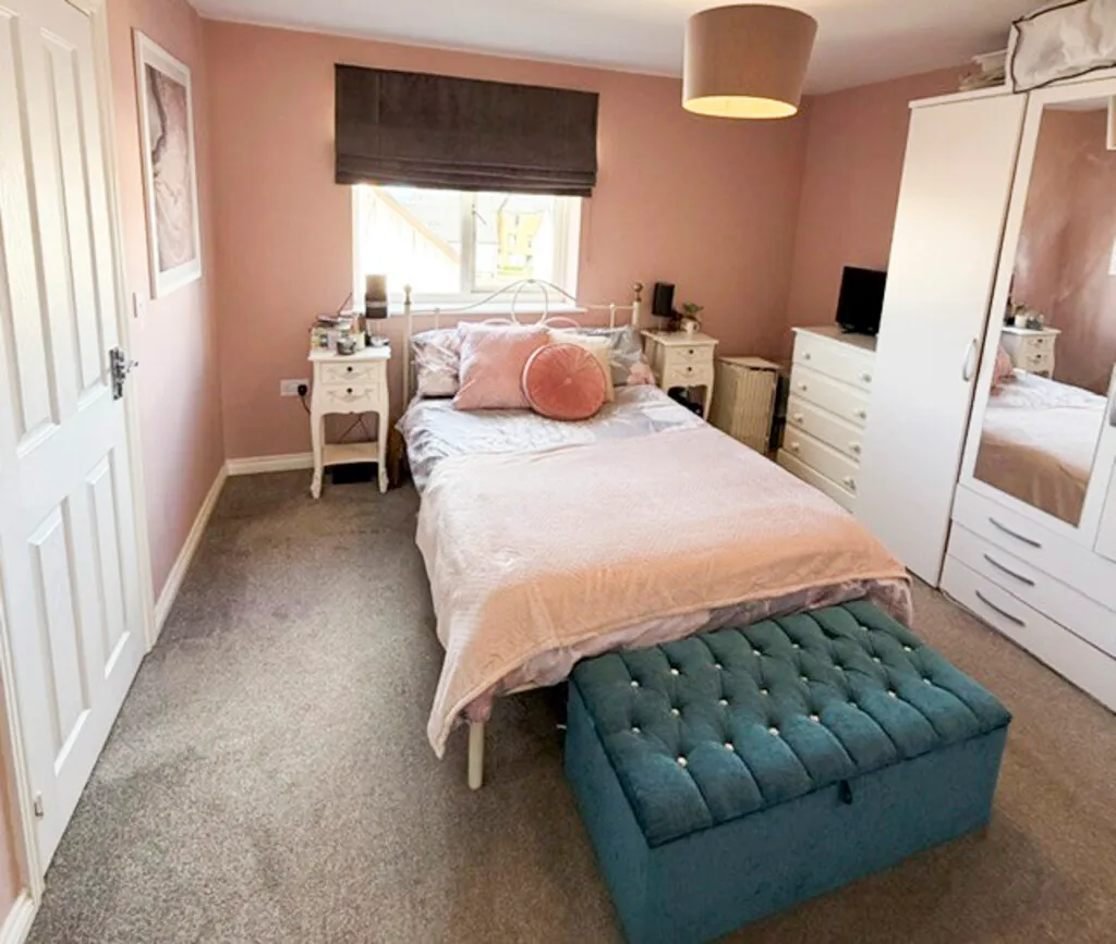 Upton Walk, Ketley, TF1, photo 14