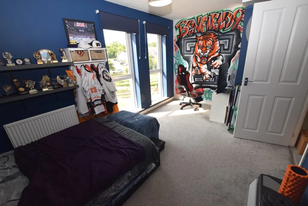 Upton Walk, Ketley, TF1, photo 13