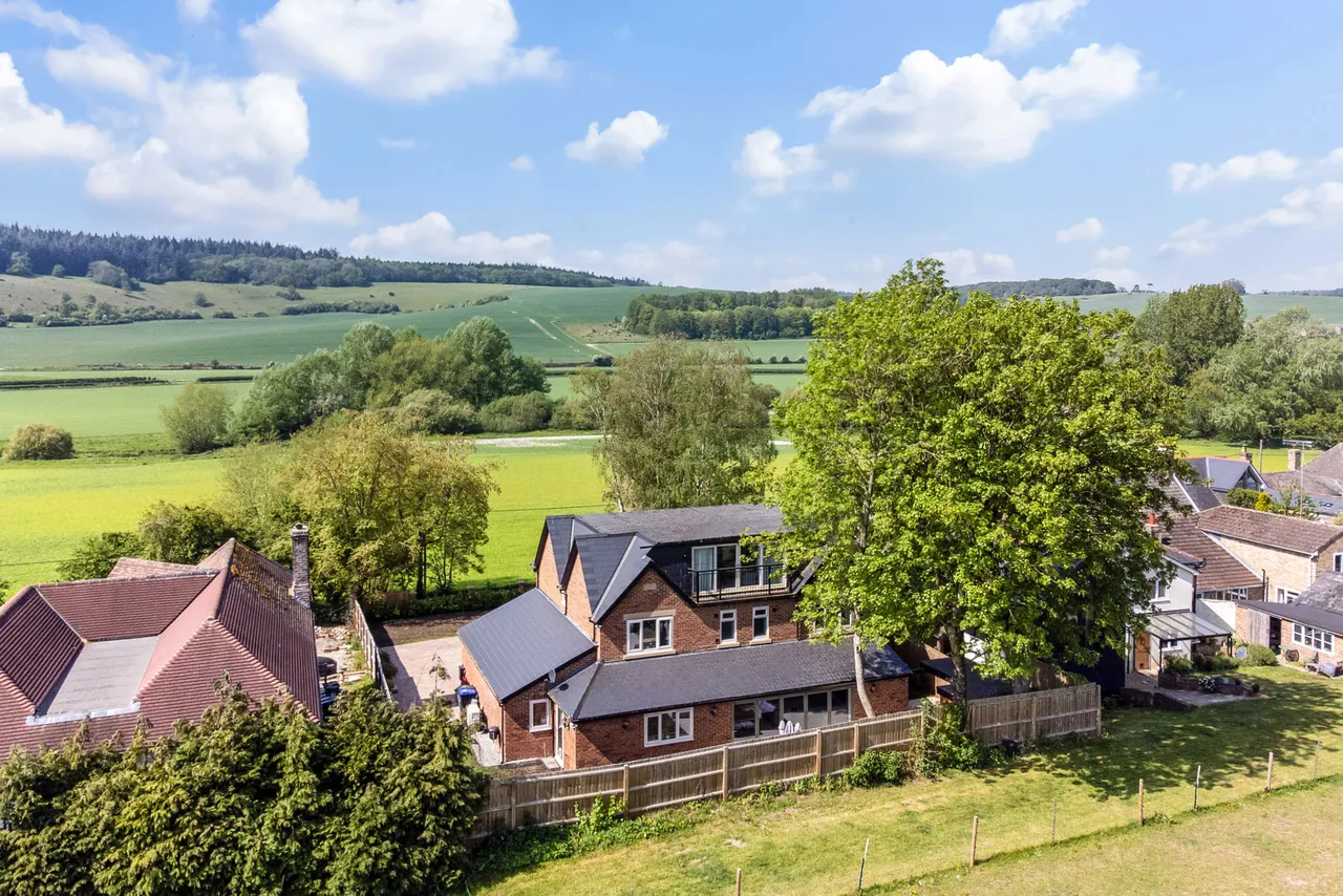 South Newton, Salisbury, SP2, photo 2