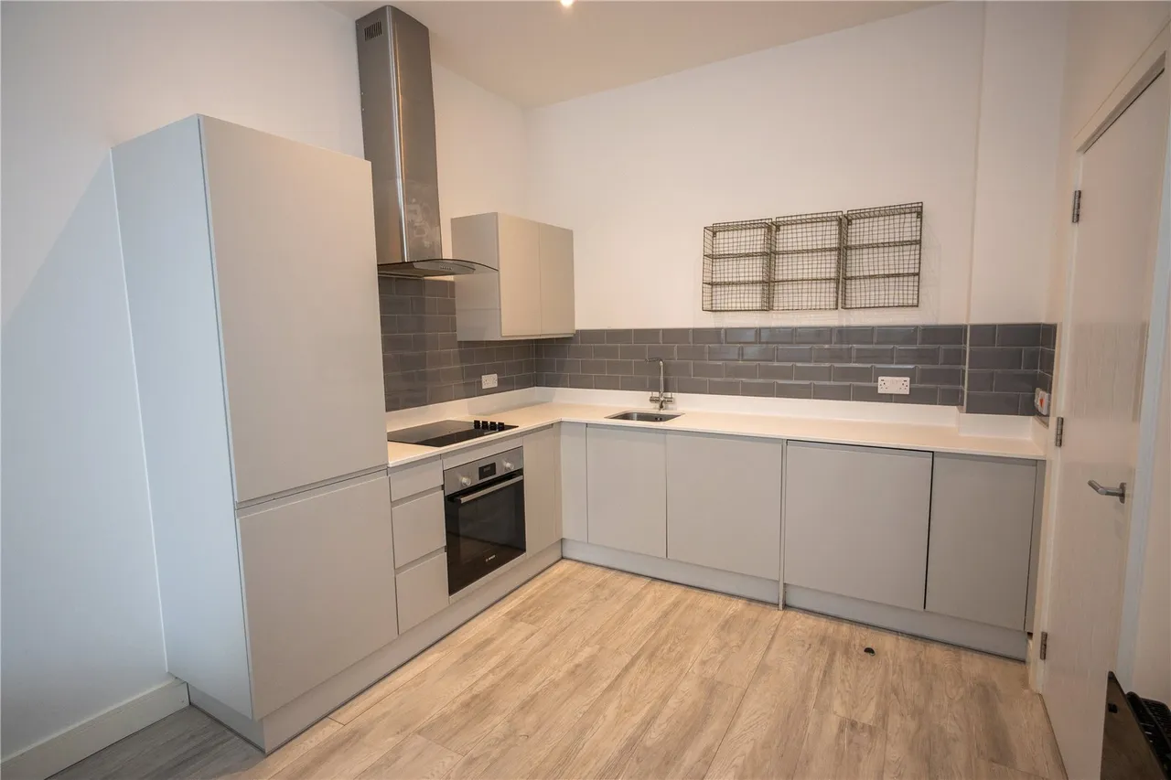 Longmore House, 44 Cromer Road, Balsall Heath, Birmingham, B12 9QR, photo 3