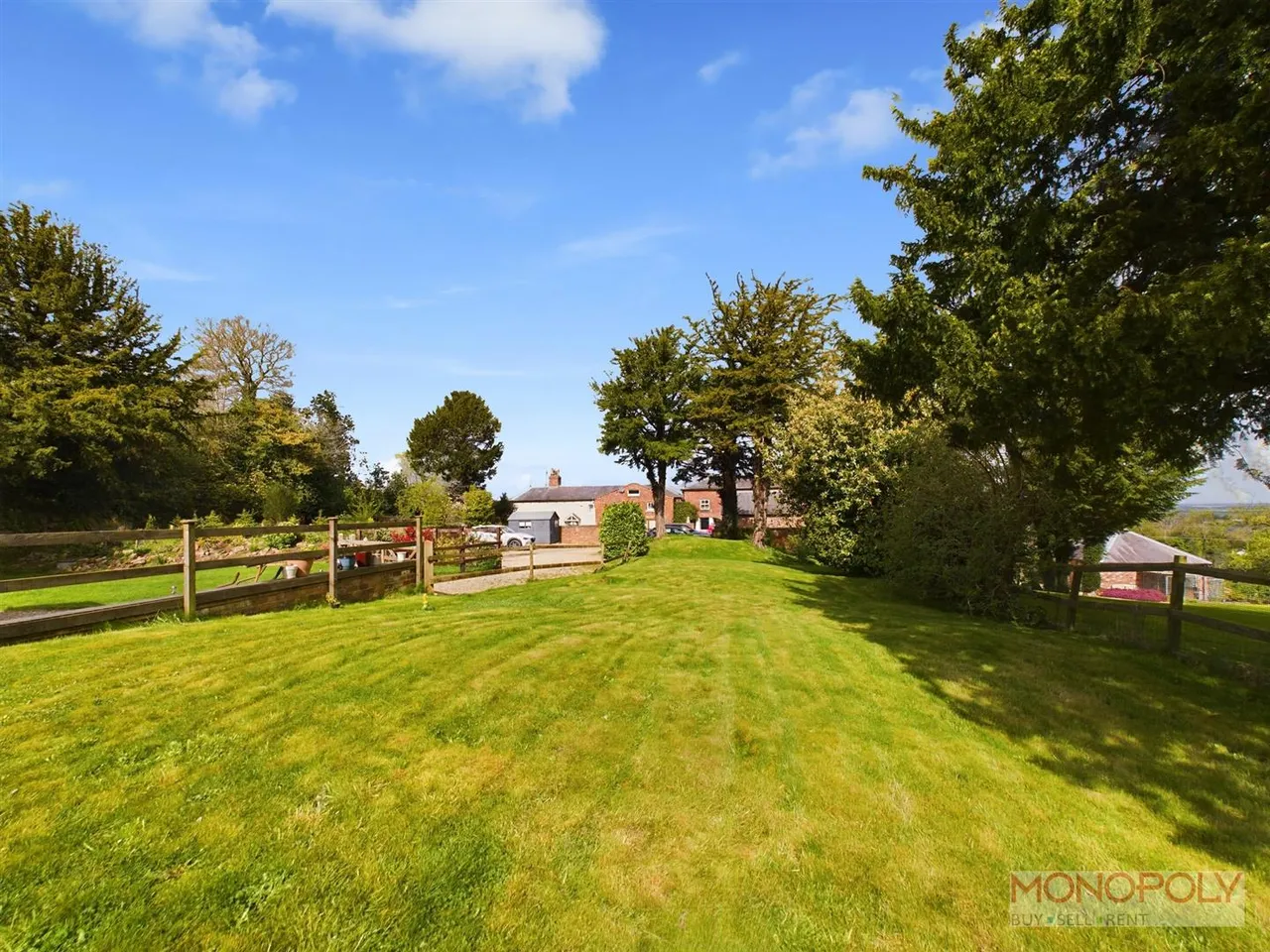 Mount Alyn Cottage Croeshowell Hill, Rossett, LL12, photo 2