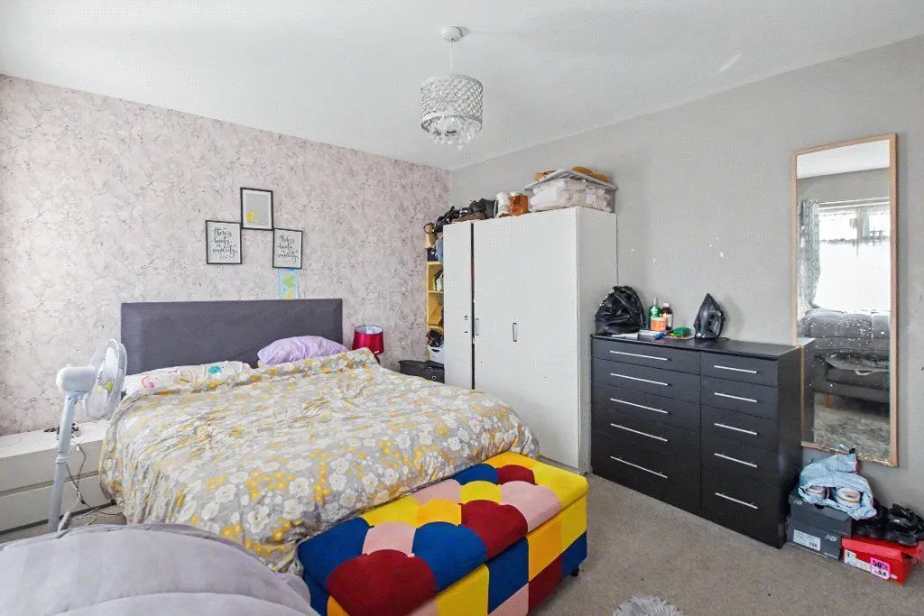 Armley Grove Place, Leeds, LS12, photo 6