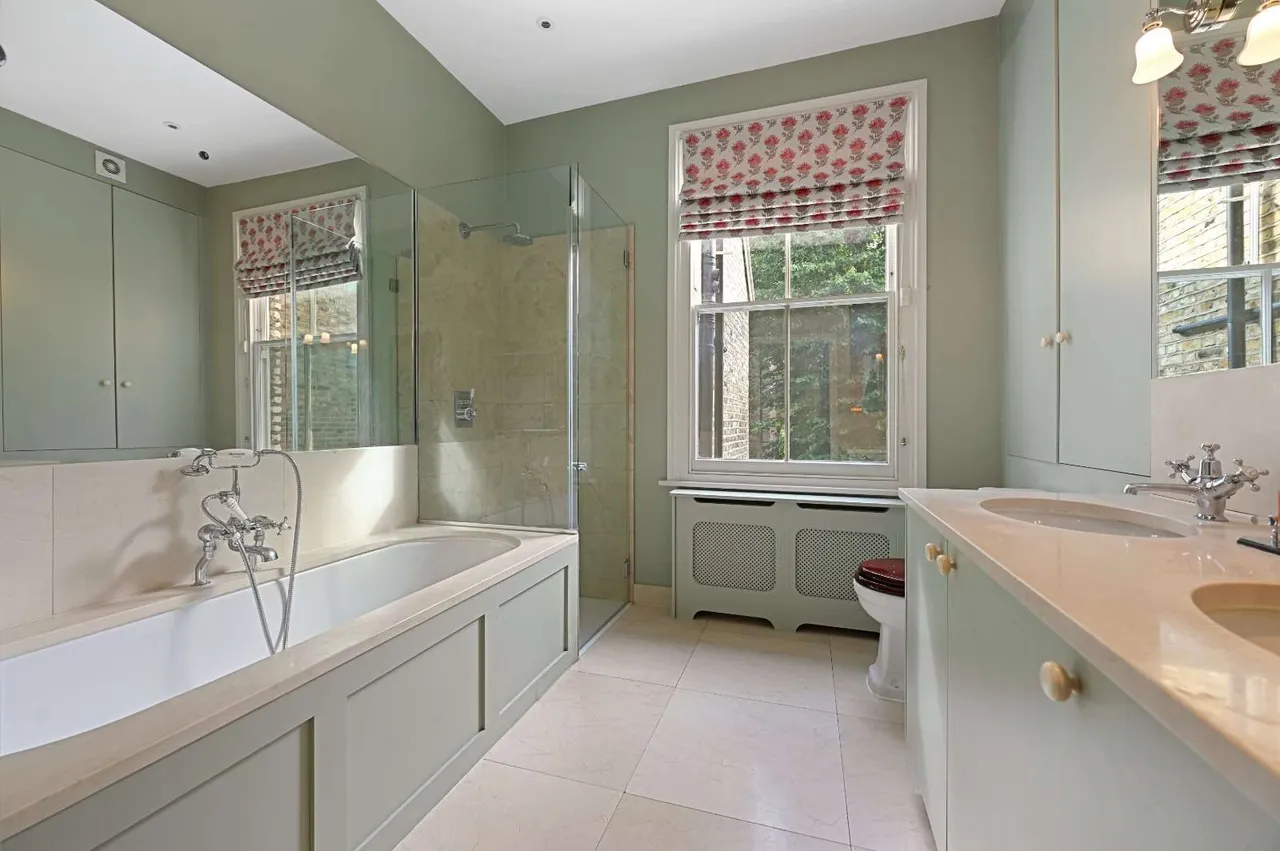 Warbeck Road, London, W12, photo 14