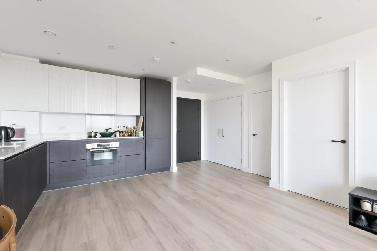 Heartwood Boulevard, W3, photo 9