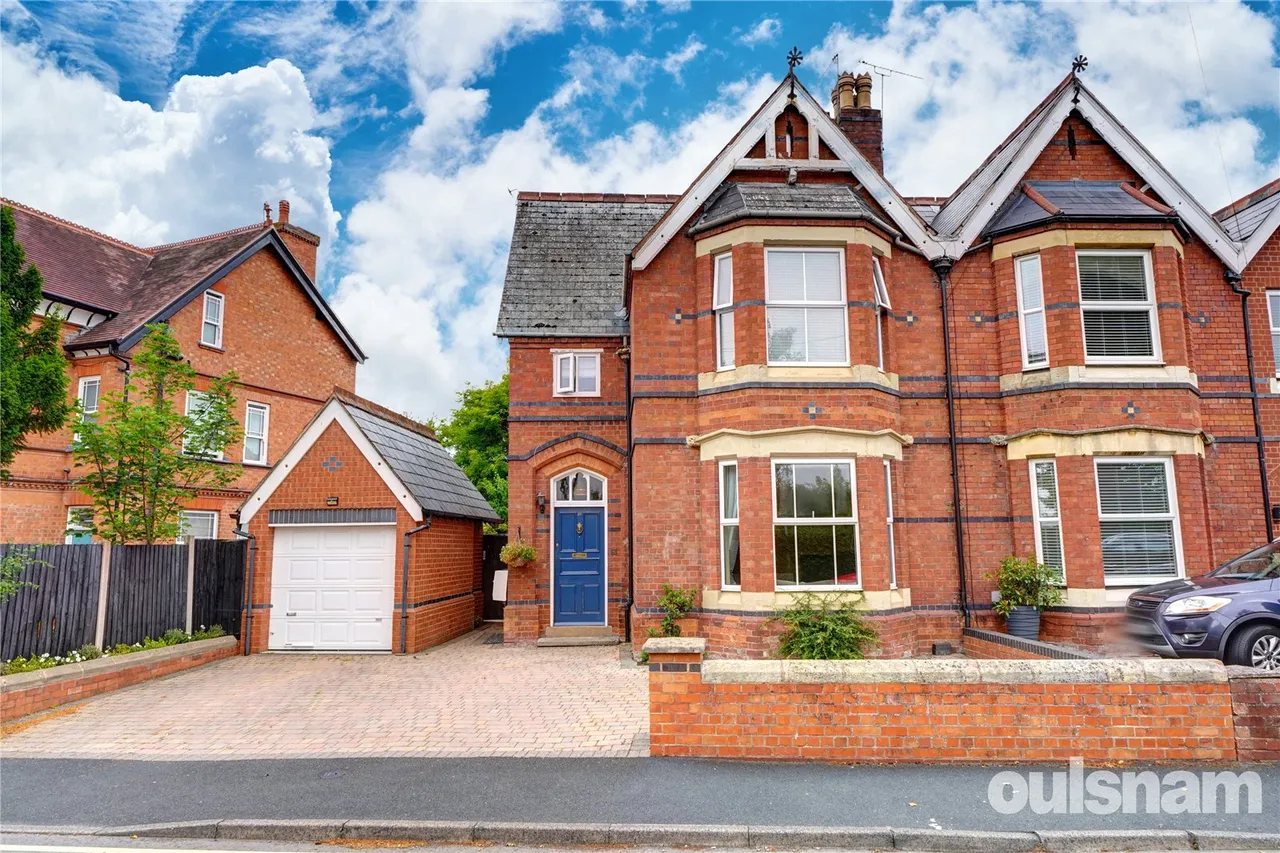 The Crescent, Bromsgrove, Worcestershire, B60 2DE, photo 22