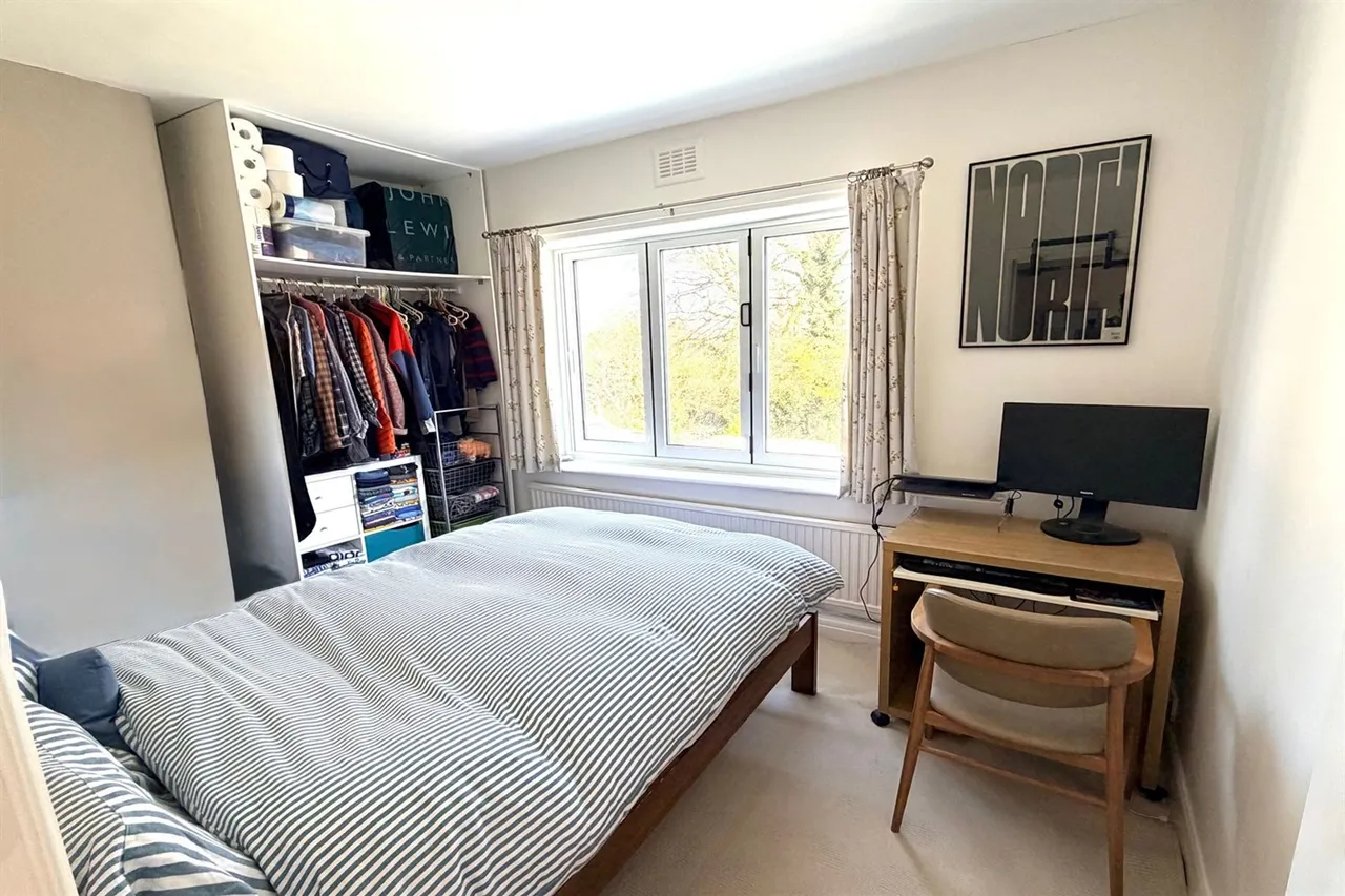 Parkfield Avenue, Stockport, photo 12