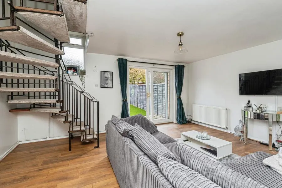Morley Close, Yateley, GU46, photo 6