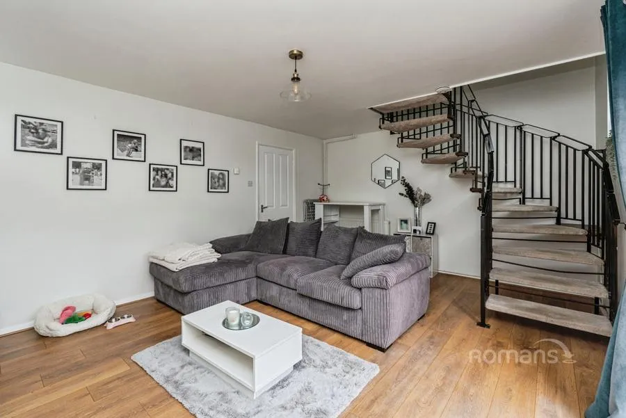 Morley Close, Yateley, GU46, photo 2