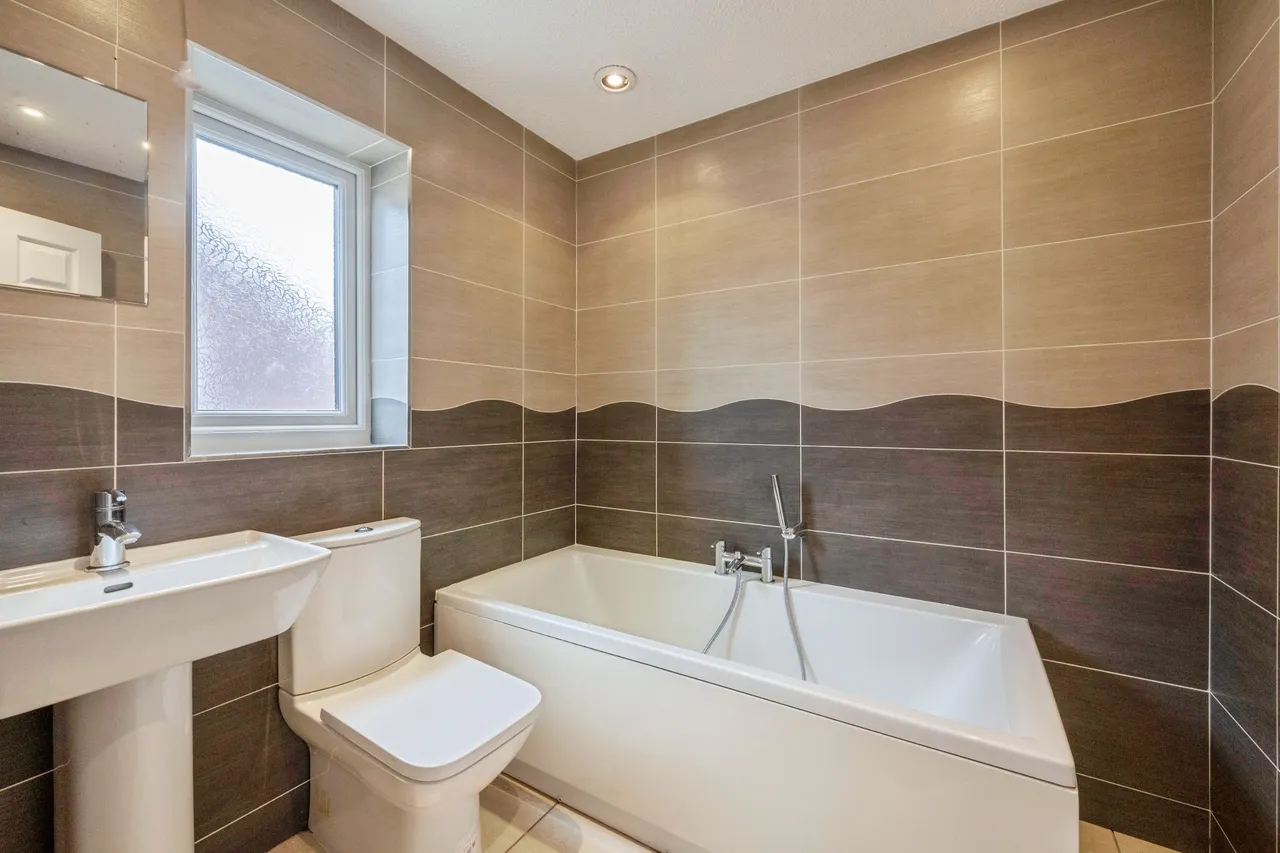 Westongales Way, Doncaster, DN5, photo 15