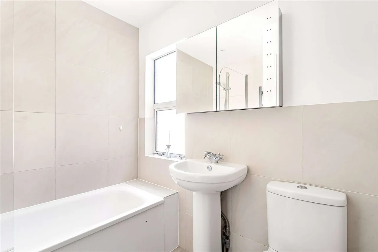 Whitestile Road, Brentford, TW8 9NJ, photo 10
