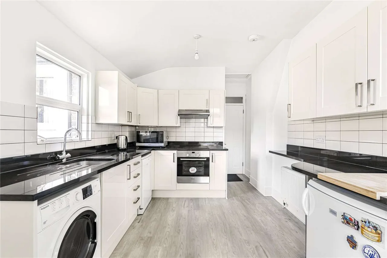 Whitestile Road, Brentford, TW8 9NJ, photo 5