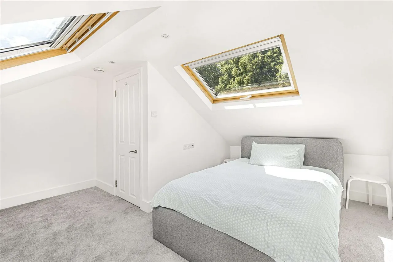 Whitestile Road, Brentford, TW8 9NJ, photo 9