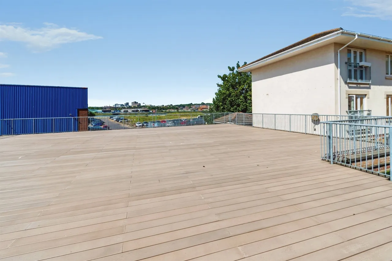 Hawkeswood Road, Southampton, photo 9