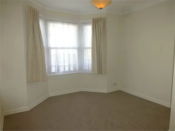 2 bed house to rent — Elthorne Avenue, Hanwell, London, W7 2JN
