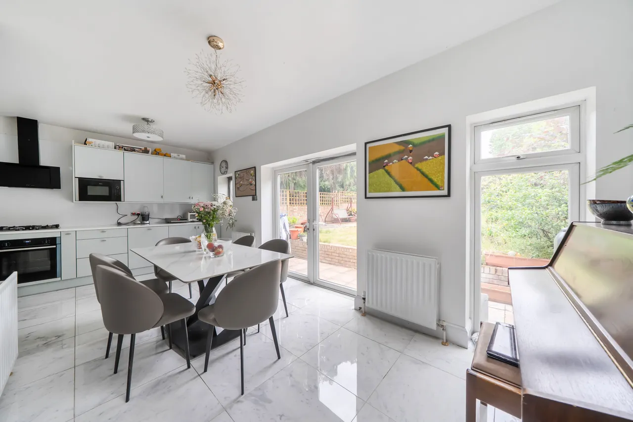 17 Westbrook Road, London, photo 4