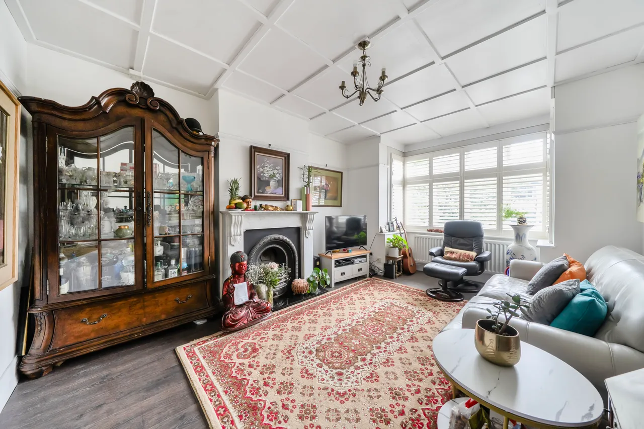 17 Westbrook Road, London, photo 2