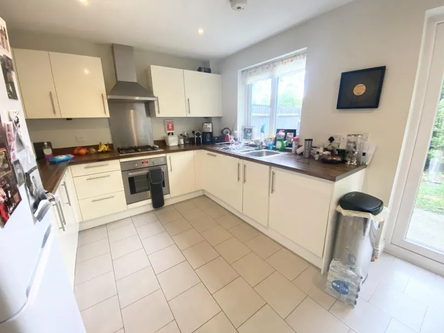 Chesswood Road, Worthing, BN11, photo 5
