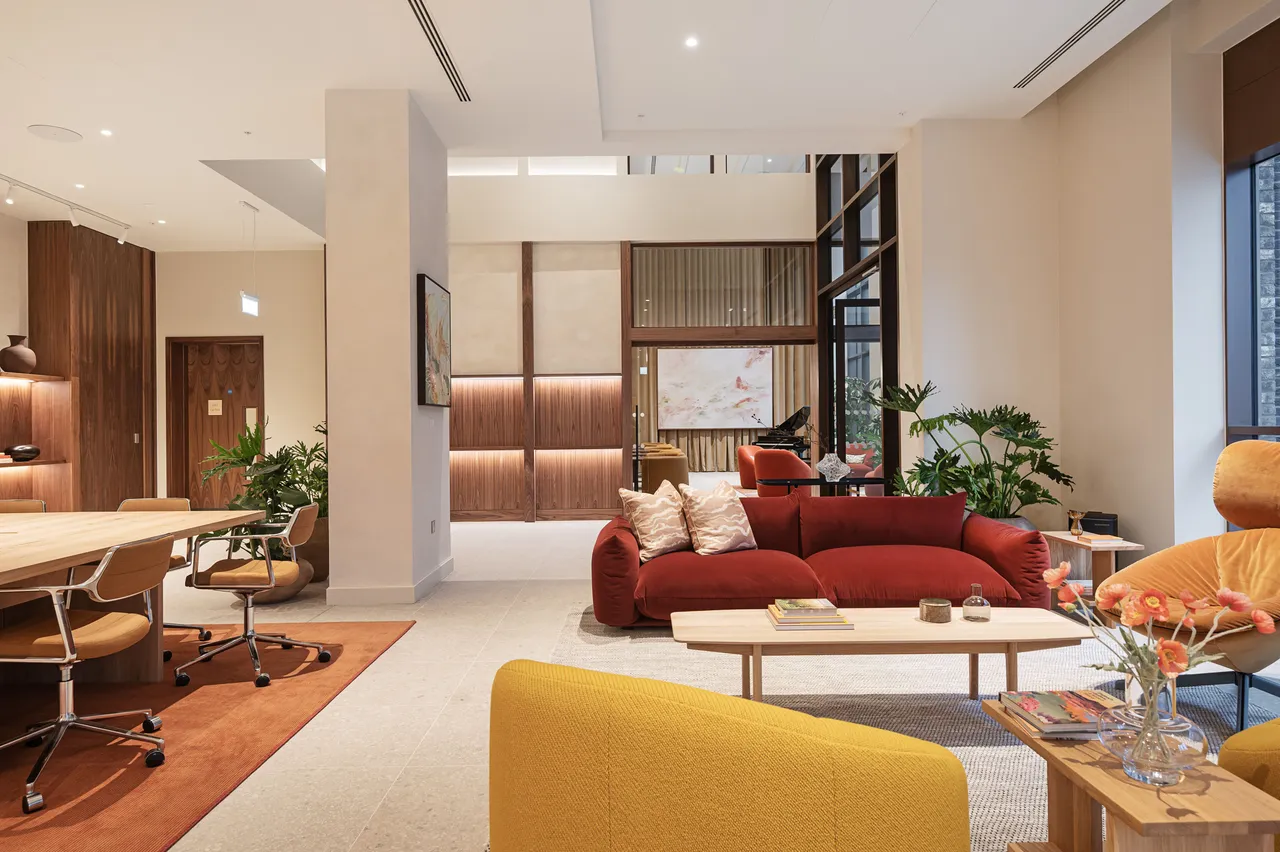 310 Freans House, Biscuit Walk, London, photo 8