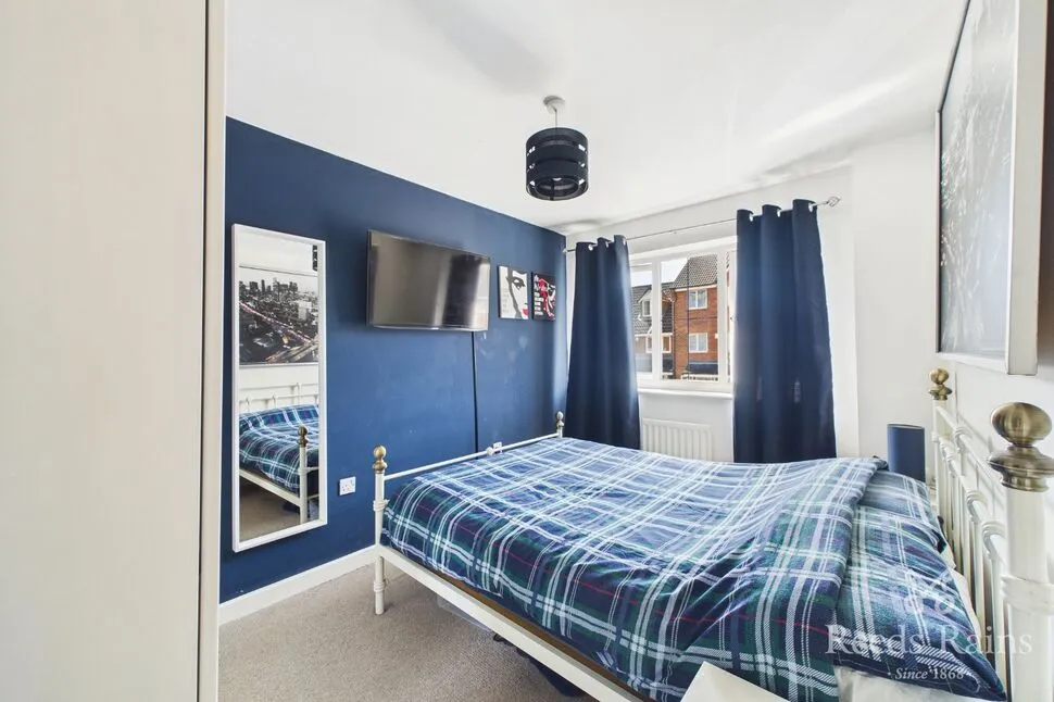 Cromwell Mount, Pontefract, West Yorkshire, WF8, photo 7