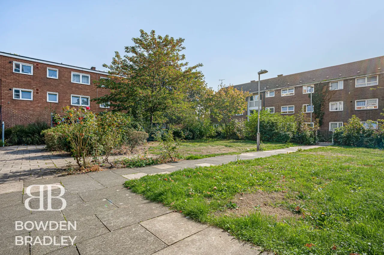 The Shaftesburys, Barking, IG11, photo 29
