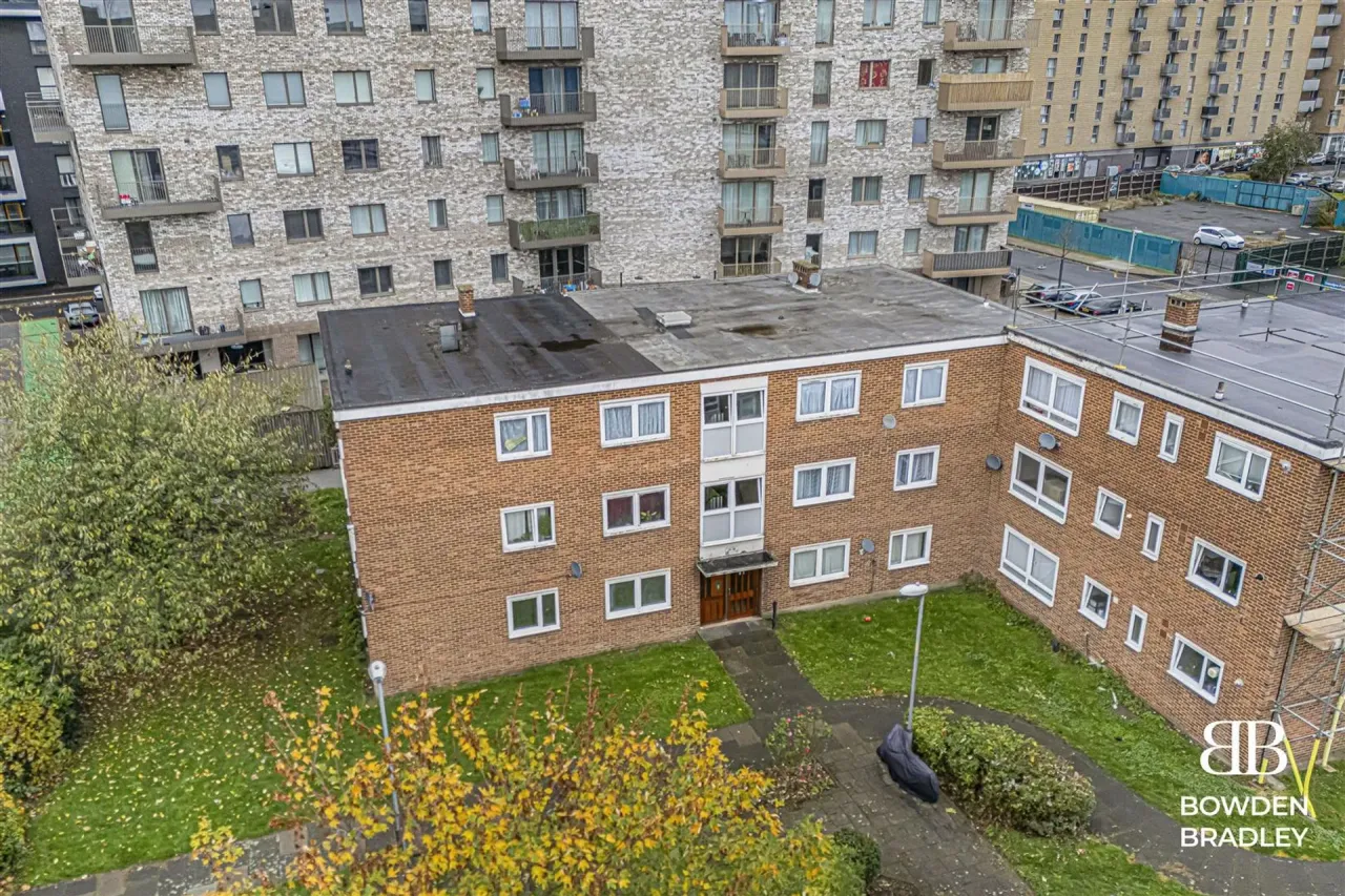 The Shaftesburys, Barking, IG11, photo 16