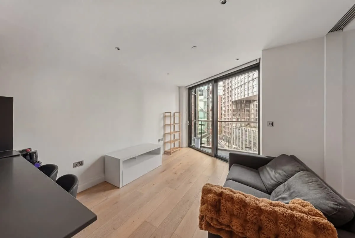 flat for sale, Riverlight Quay London, SW11
