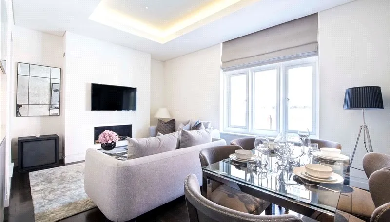 2 bed flat to rent — Green Street, Mayfair, London, W1K 6RQ