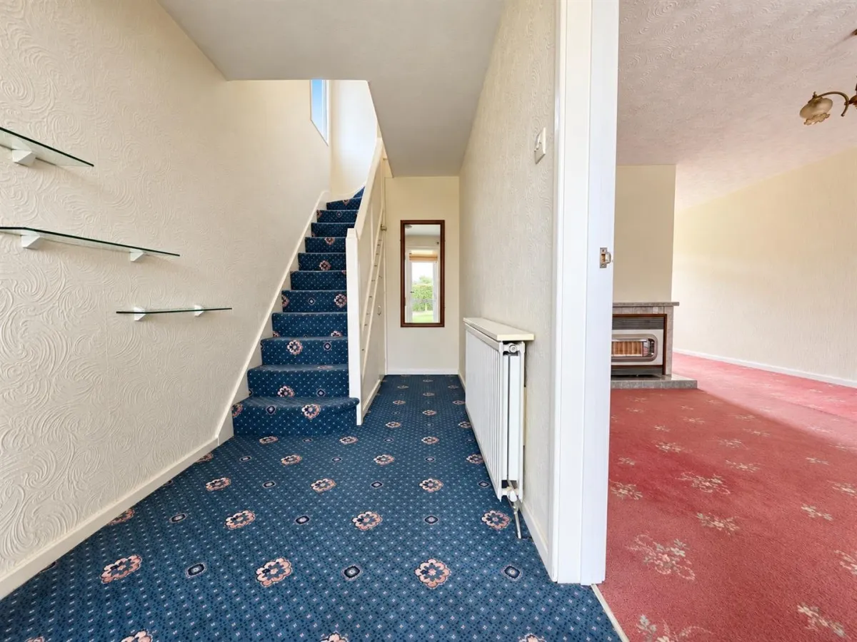 Insley Gardens, Hucclecote, GL3, photo 3