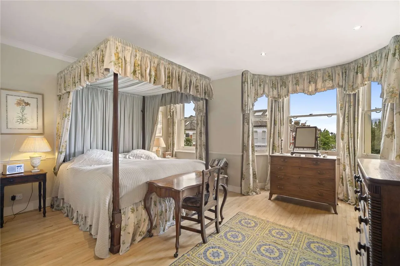 Eglantine Road, London, SW18 2DE, photo 8