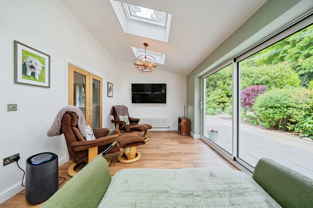 The Brackens, Delph Lane, Daresbury, Warrington, WA4, photo 33