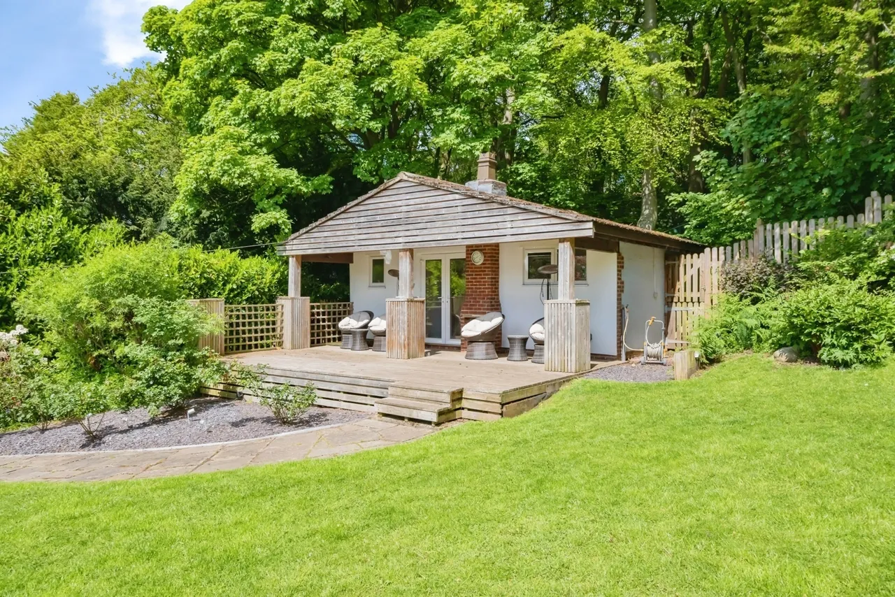The Brackens, Delph Lane, Daresbury, Warrington, WA4, photo 5