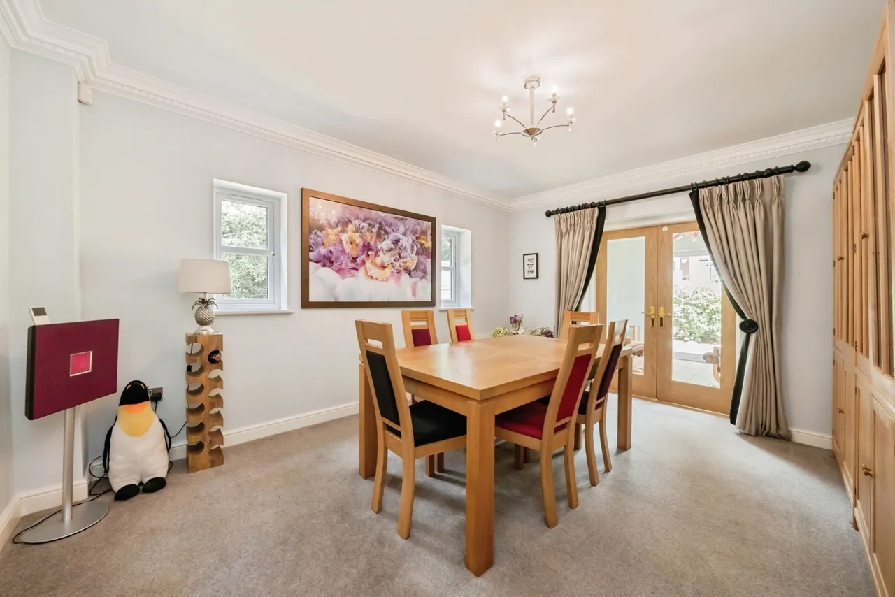 The Brackens, Delph Lane, Daresbury, Warrington, WA4, photo 12