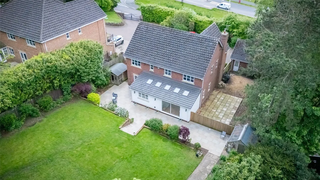 The Brackens, Delph Lane, Daresbury, Warrington, WA4, photo 24
