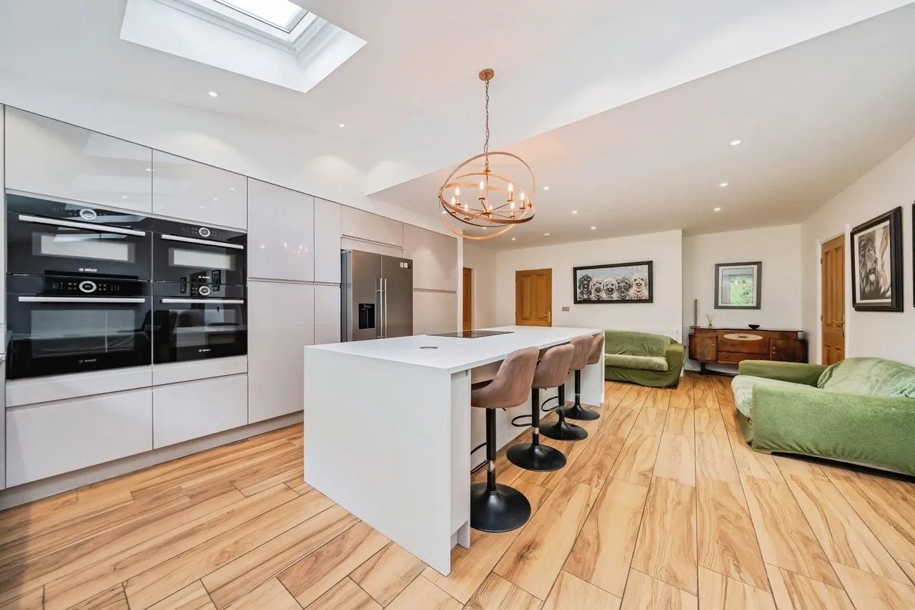 The Brackens, Delph Lane, Daresbury, Warrington, WA4, photo 9