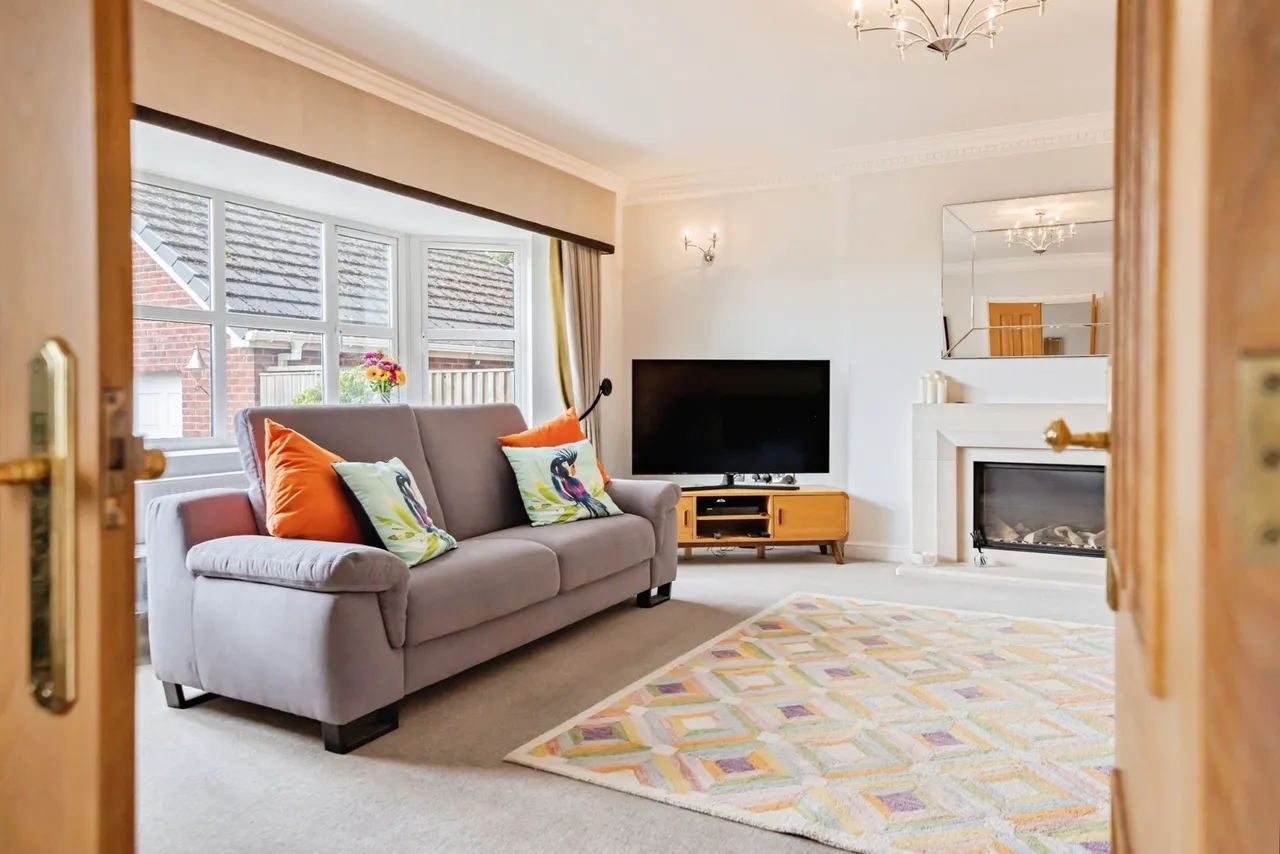 The Brackens, Delph Lane, Daresbury, Warrington, WA4, photo 25
