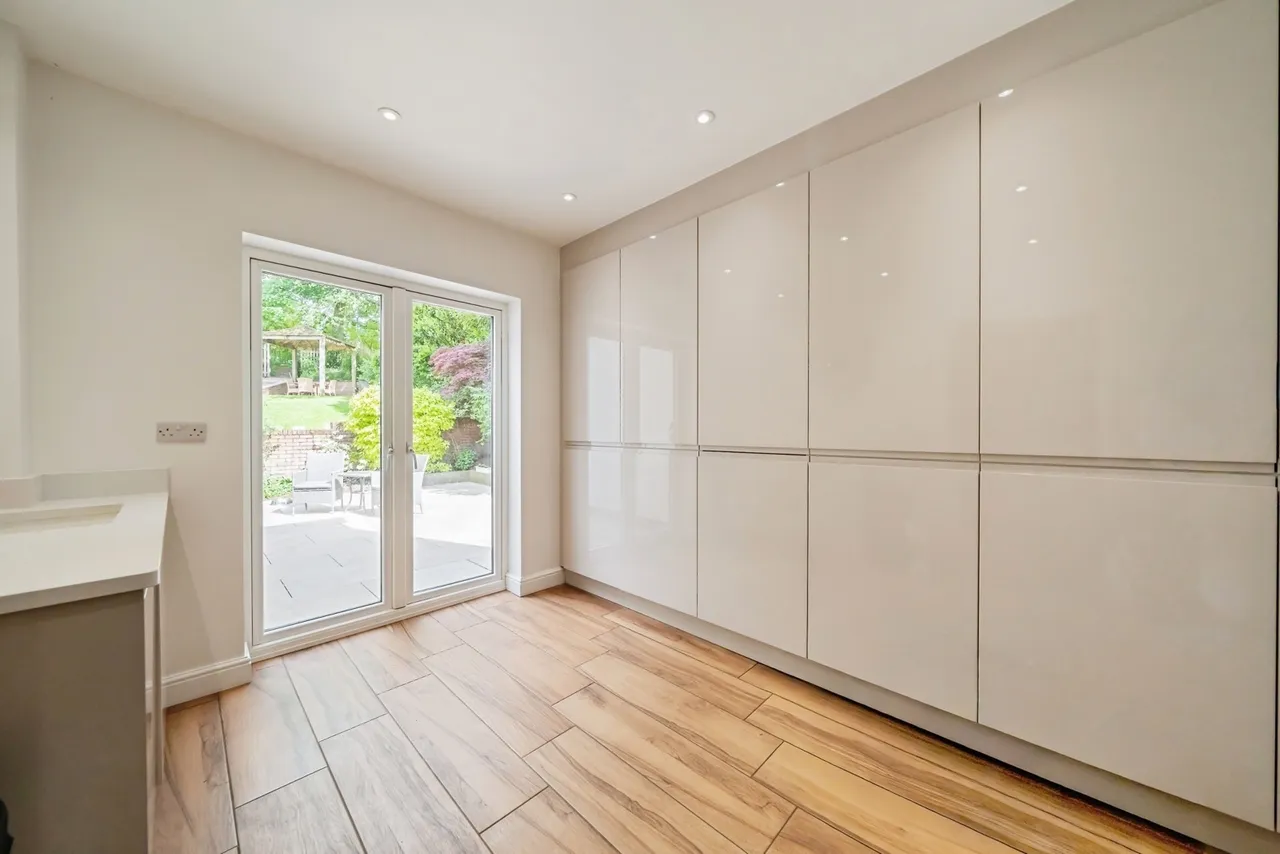 The Brackens, Delph Lane, Daresbury, Warrington, WA4, photo 10