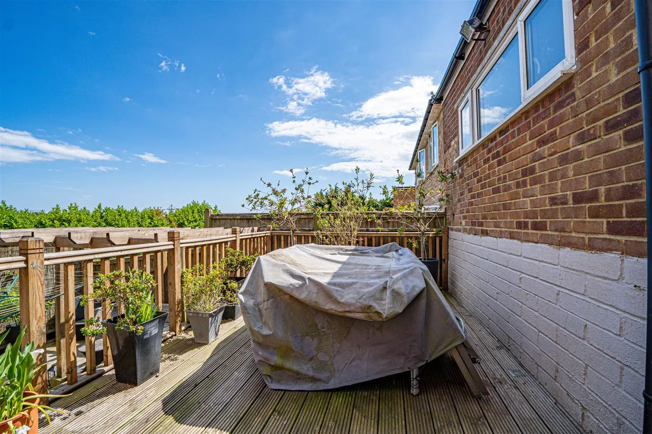 Pine Avenue, Hastings, photo 15