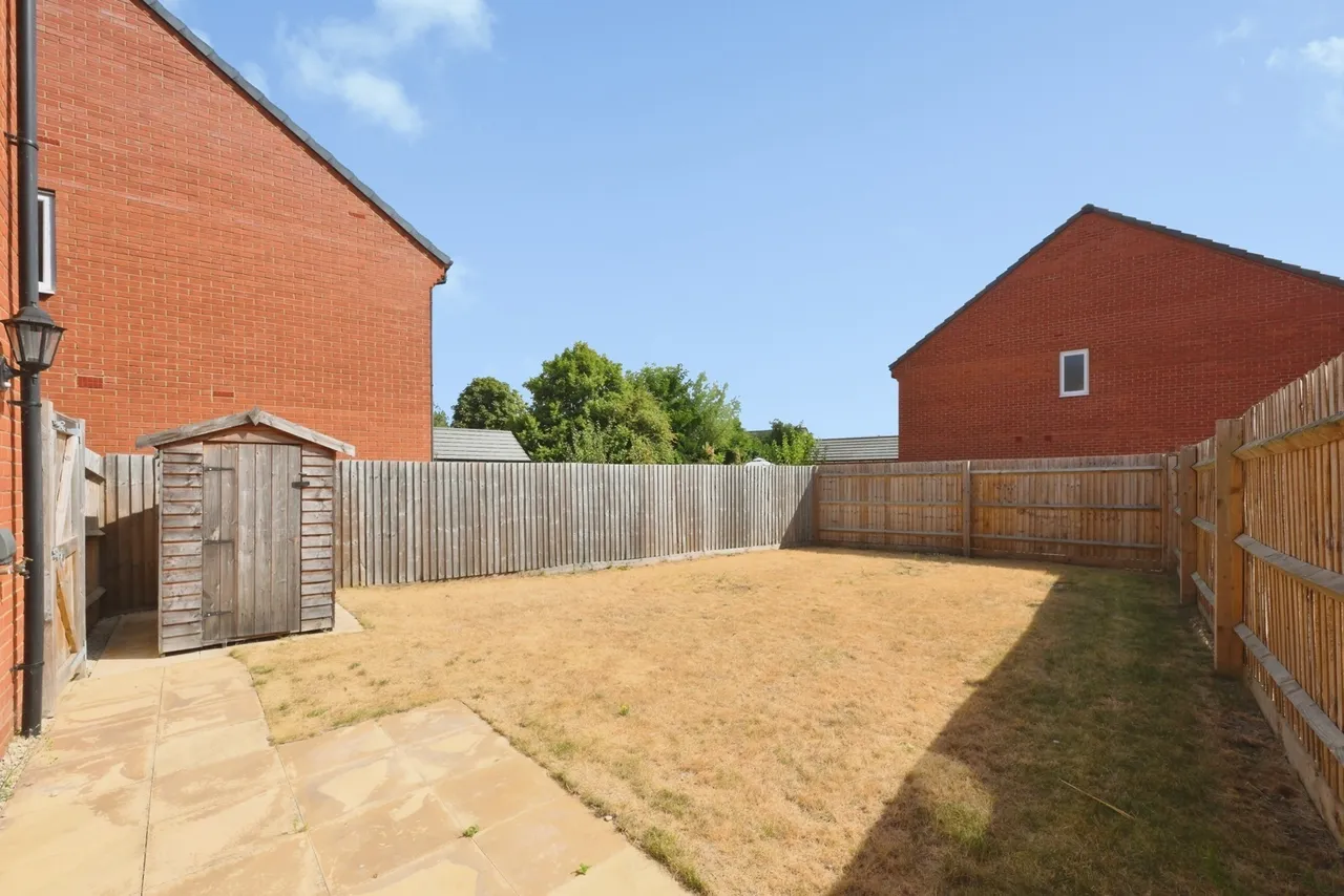 Blackbird Gardens, Langford, Biggleswade, Bedfordshire, SG18, photo 5
