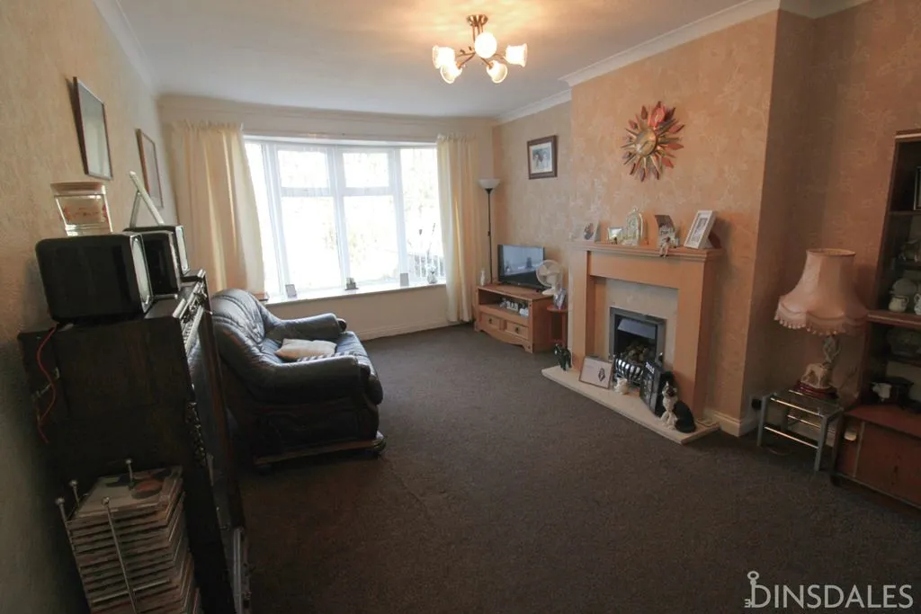Leaventhorpe Lane, Bradford BD8 0EF, photo 3