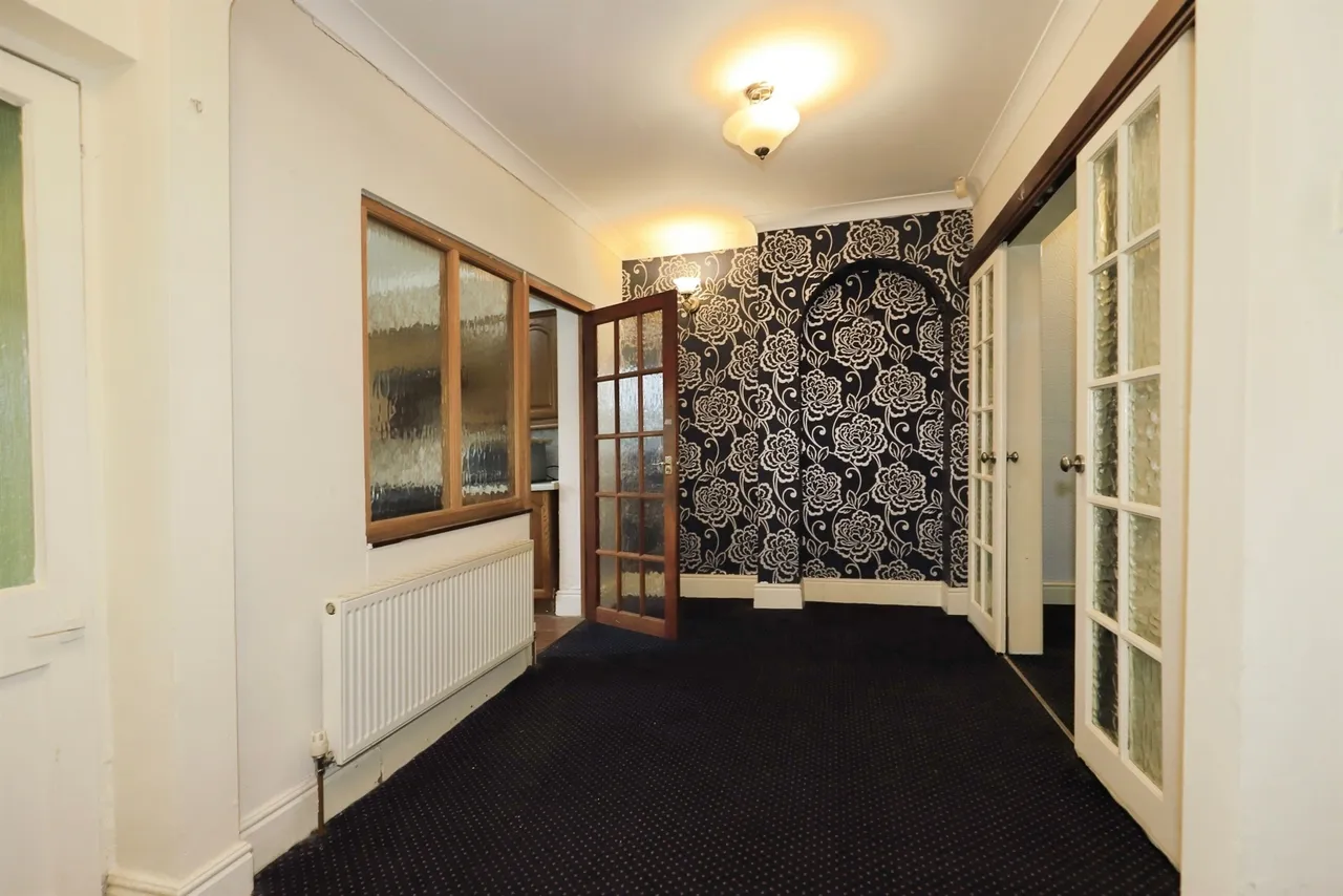 Skidmore Road, Bilston, WV14, photo 5
