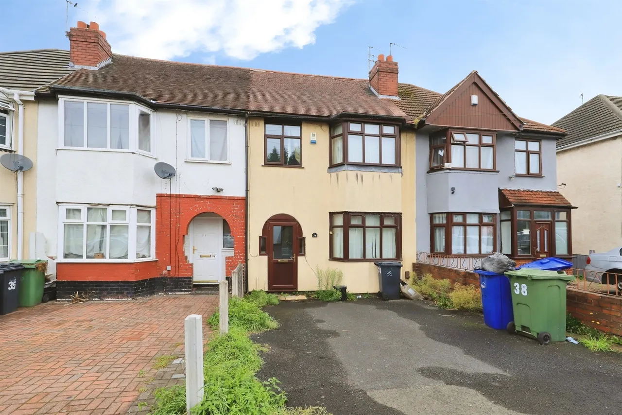 Skidmore Road, Bilston, WV14, photo 20