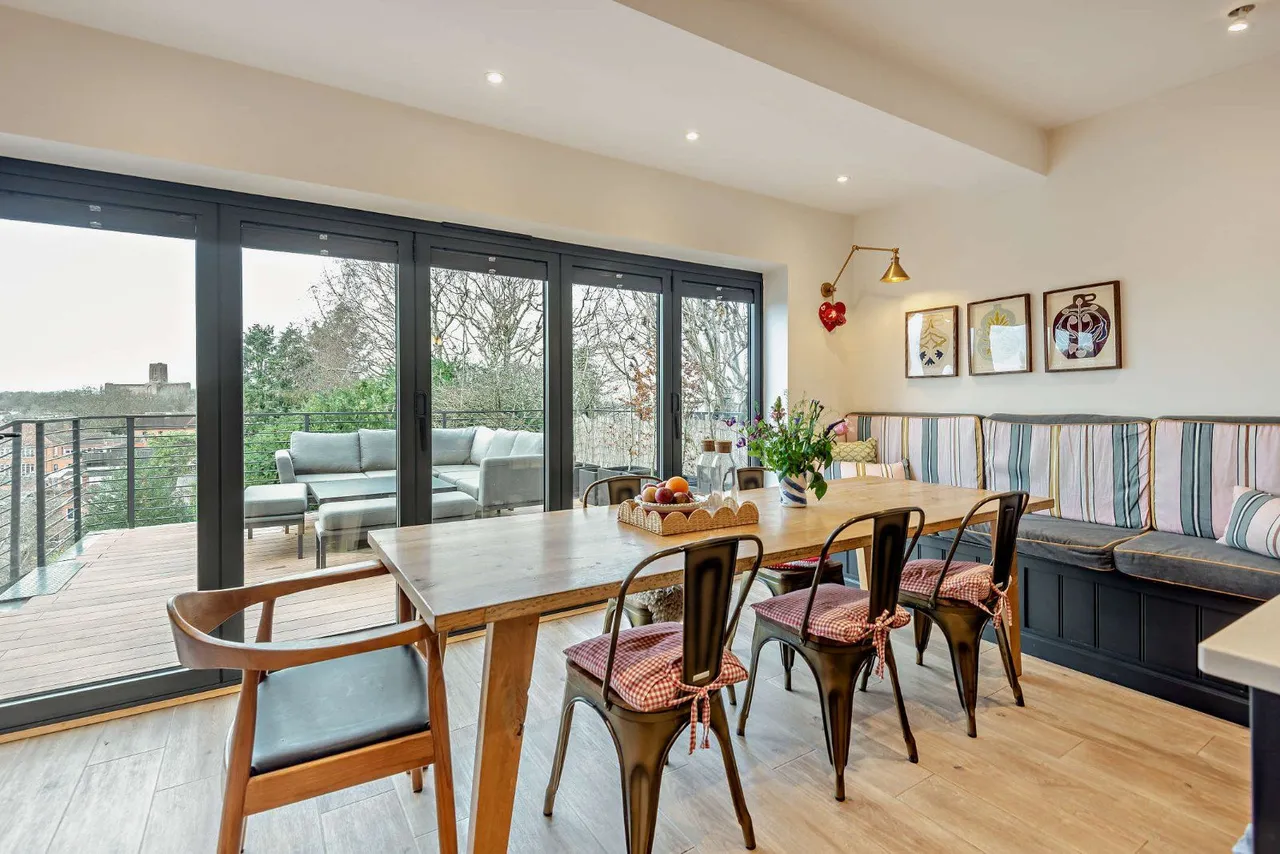 Mountside, Guildford, Surrey, GU2 4JE, photo 5