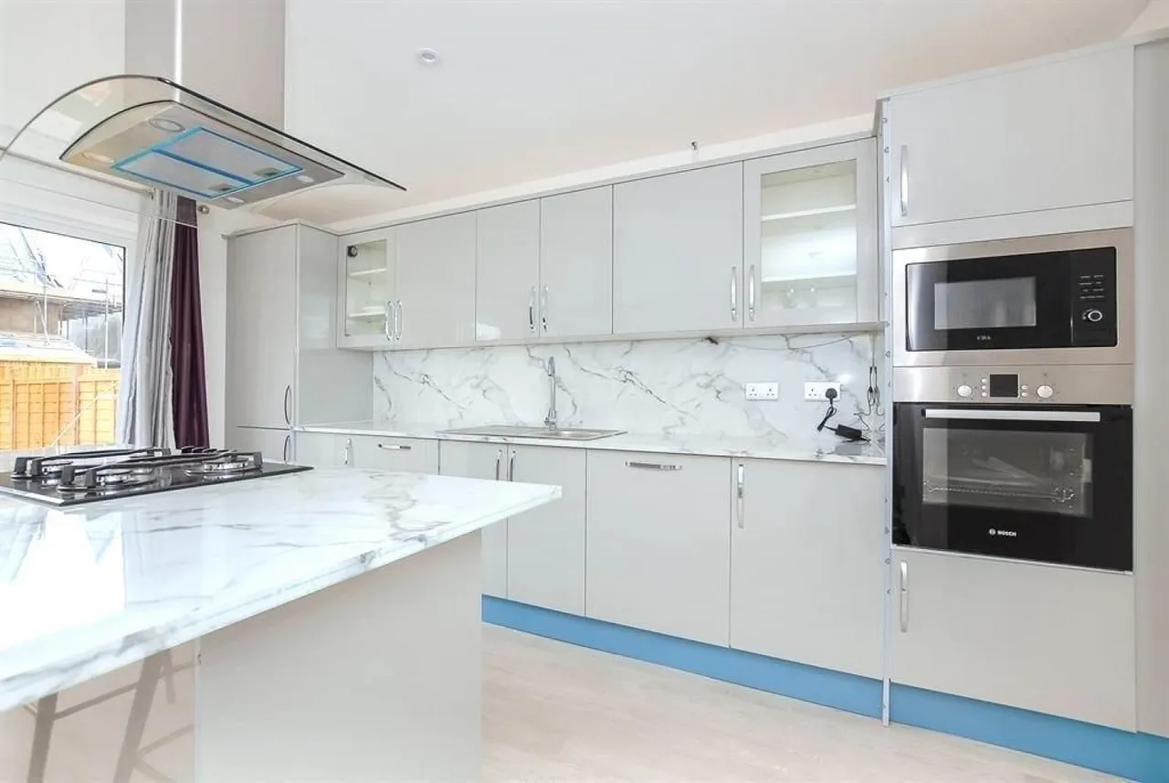 Otterfield Road, West Drayton, UB7, photo 4