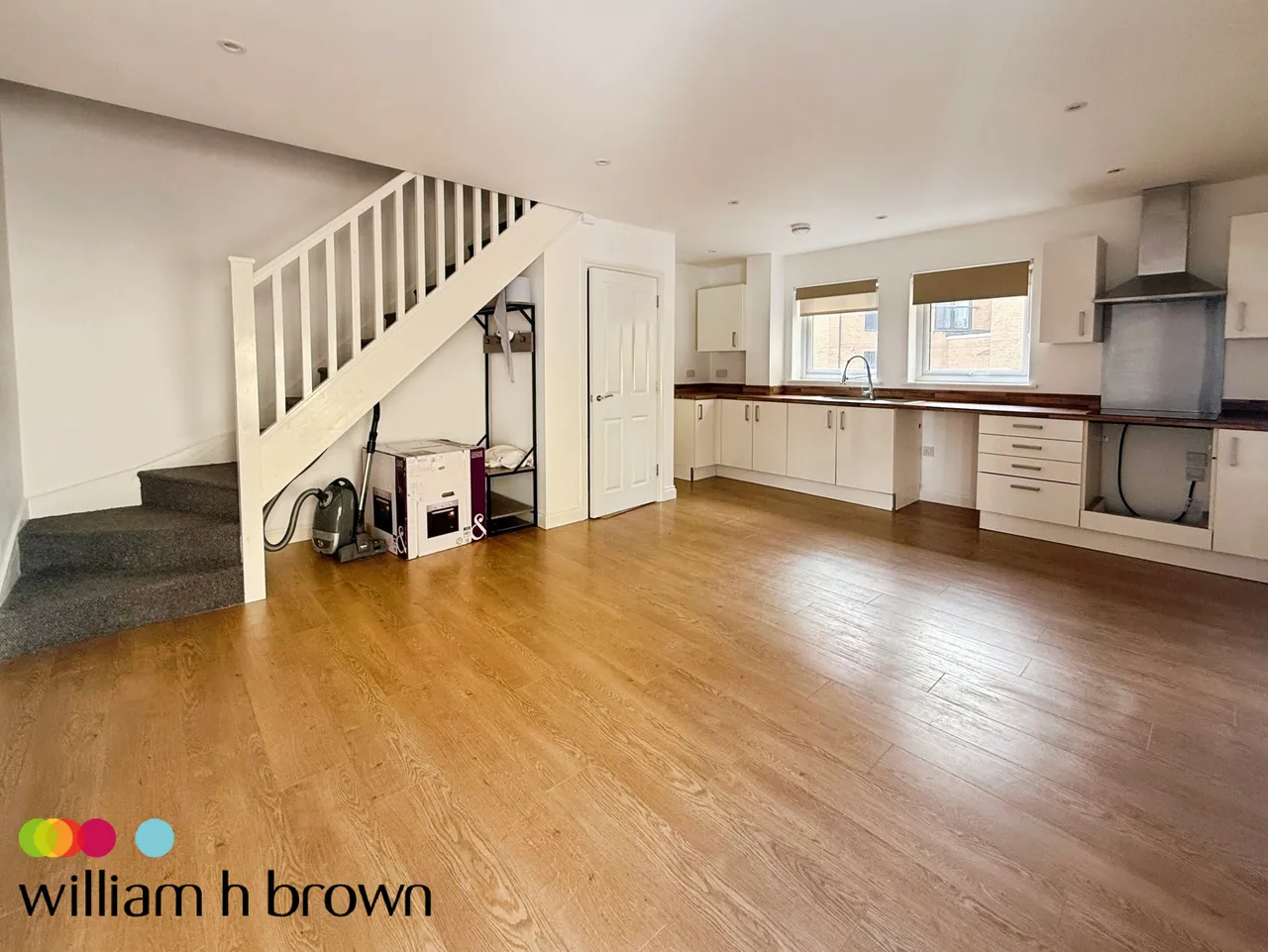 Dock Road, TILBURY, photo 2
