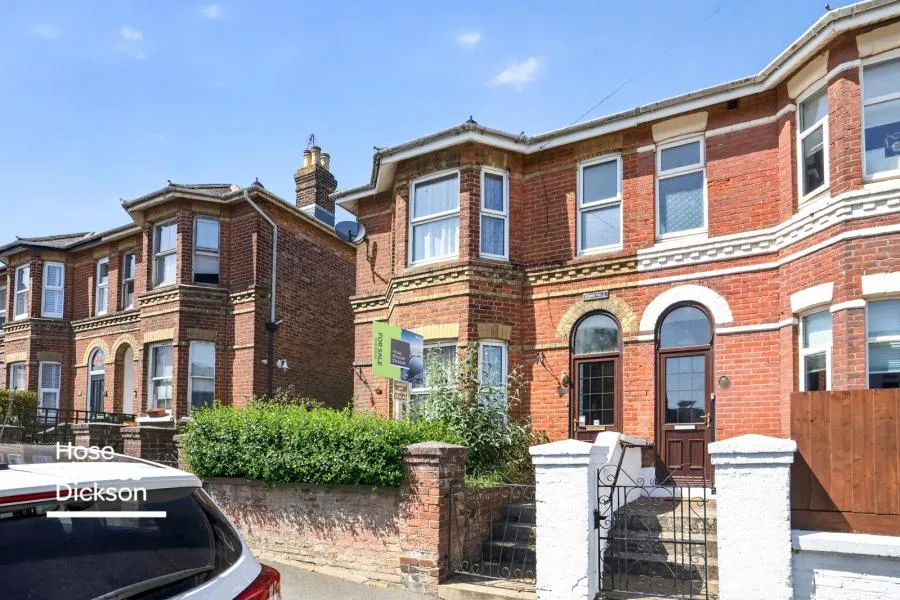 3 bed house for sale, Clarendon Road, Shanklin, PO37
