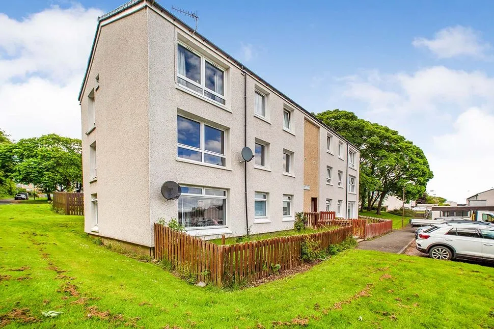 3 bed flat to rent, Quebec Avenue, Livingston, EH54