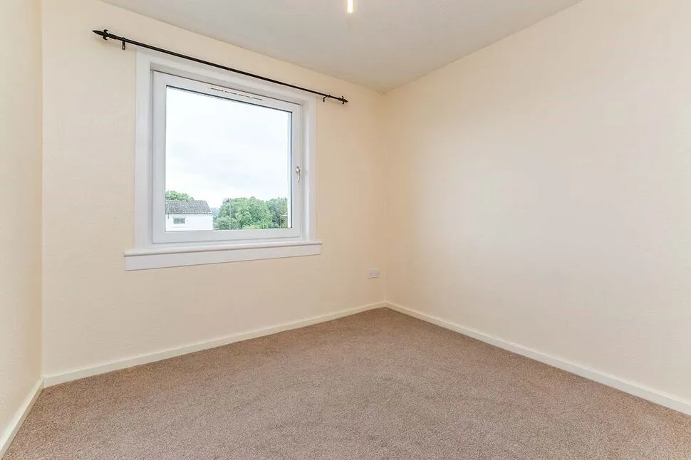 Quebec Avenue, Livingston, EH54, photo 7