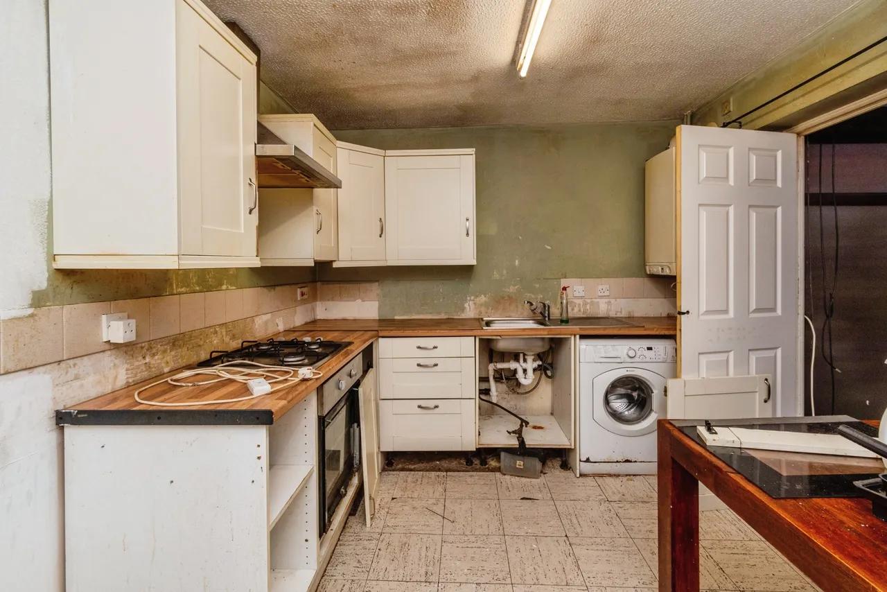 Picasso Close, Cannock, photo 11