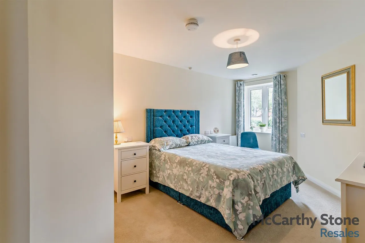 Burlington Gardens, Leyland, PR25, photo 11