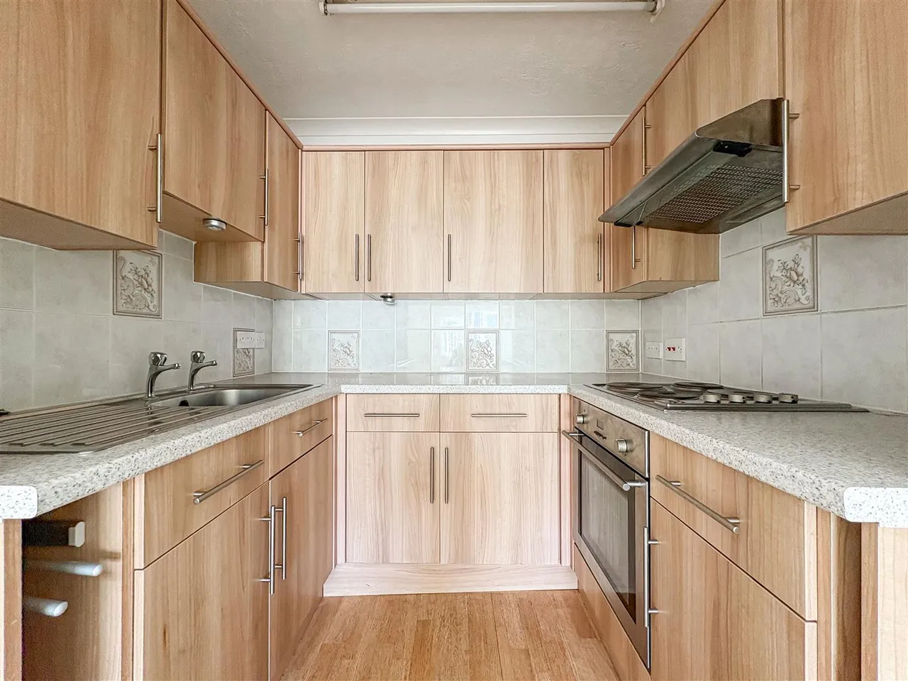 Fitzalan Road, Littlehampton, photo 3